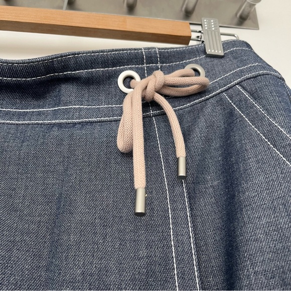 Ann Taylor Knee Length Wrap Skirt - Size 8, NWT - Picture 4 of 5